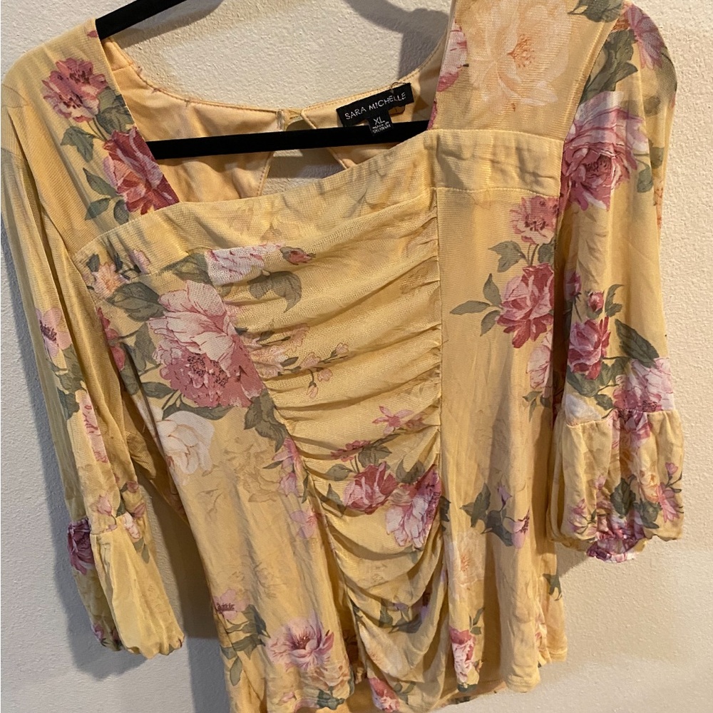 Sara Michelle Yellow‎ and Pink Floral Blouse Size XL